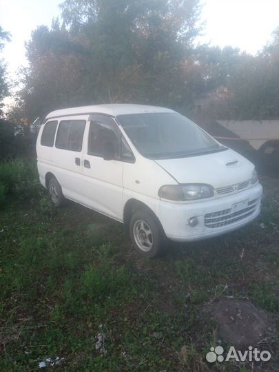 Кузов на Мицубиси Делика