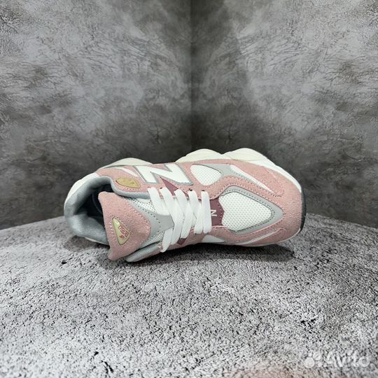 Кроссовки New Balance 9060 Pink White