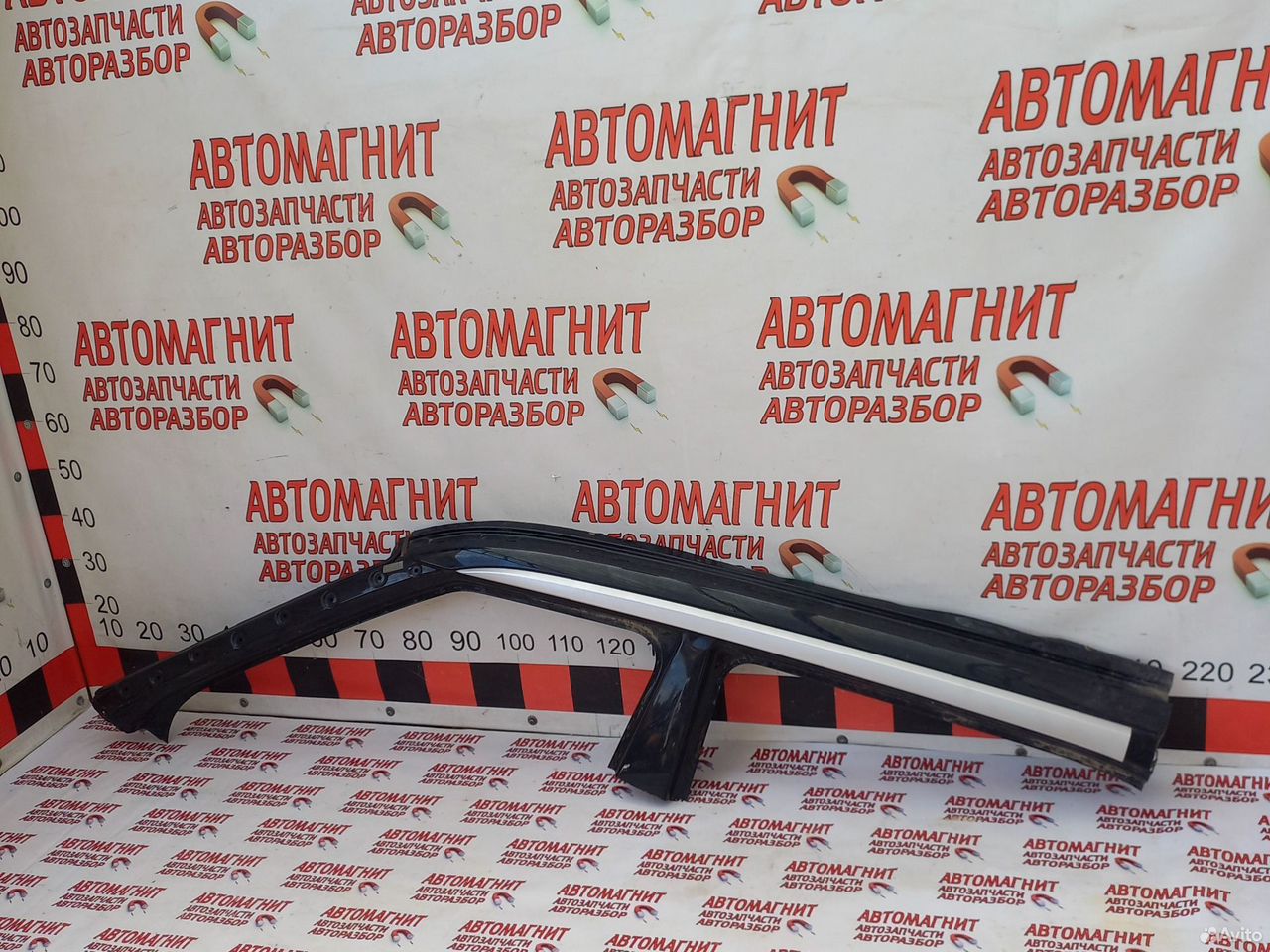 Батон крыши левый Хендай Крета 2 21-н.в