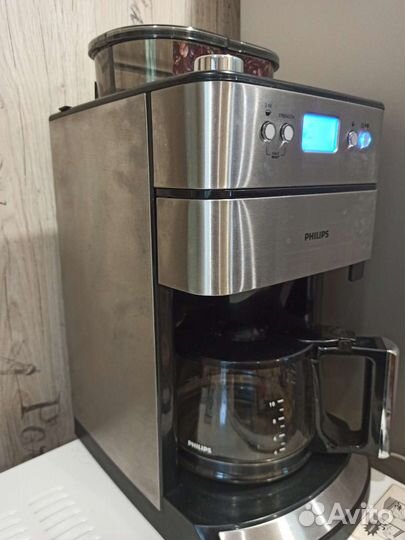 Кофеварка с кофемолкой Philips HD 7751