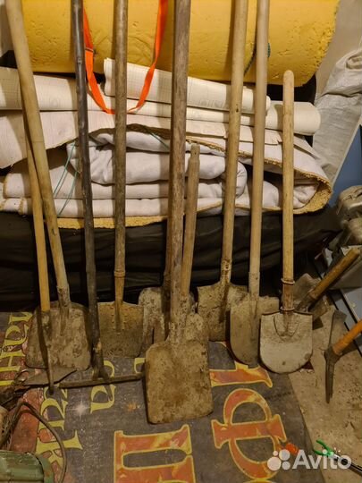 Лопата грабли тяпка