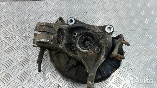 Ступица передняя левая volkswagen passat B6 (PDN18K901)