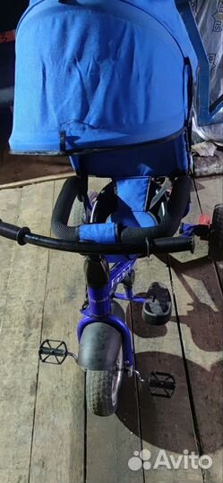 Детский велосипед с ручкой
