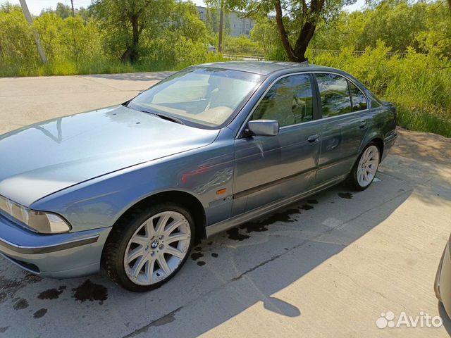 BMW 5 серия 2.0 MT, 1997, битый, 498 000 км с пробегом, цена 380000 руб.