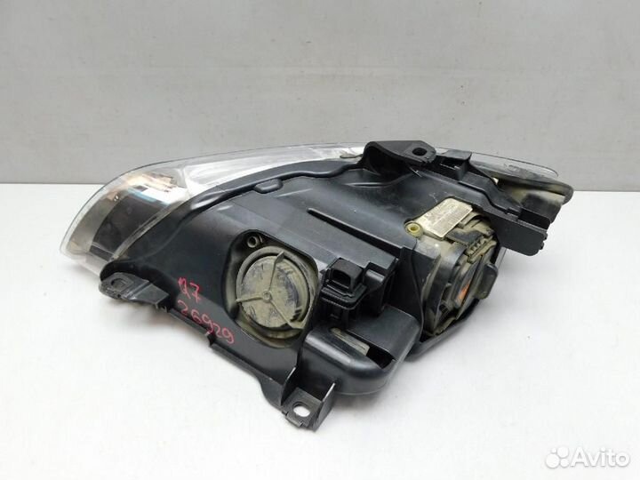 Фара правая Audi Q7