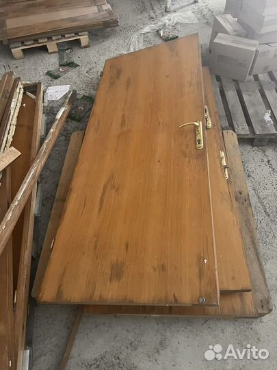 Двери, ламинат