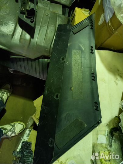 Молдинг крыши левый Land Rover Range Rover Sport