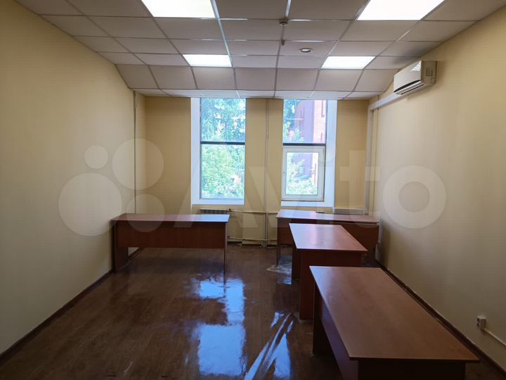 Офис в торговом центре, от 25 м²