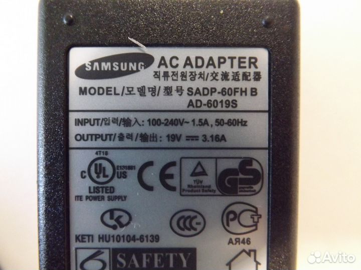 Блок питания ноутбука samsung 19V 3.16A 60W 5x3мм