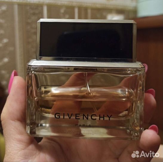 Tуалетная вода Narciso, DG, Ferragamo, Givenchy