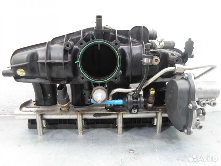 Коллектор впускной Volkswagen Passat B6 06F133185A
