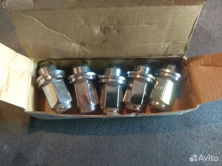 Гайки колесные toyota land cruiser prado 120