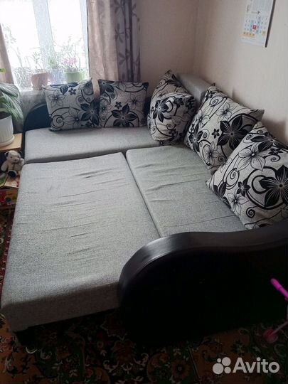 Угловой диван