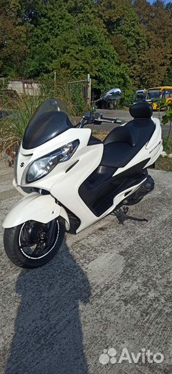 Suzuki skywave 250