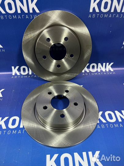 Задние тормозные диски на Форд Фокус 3