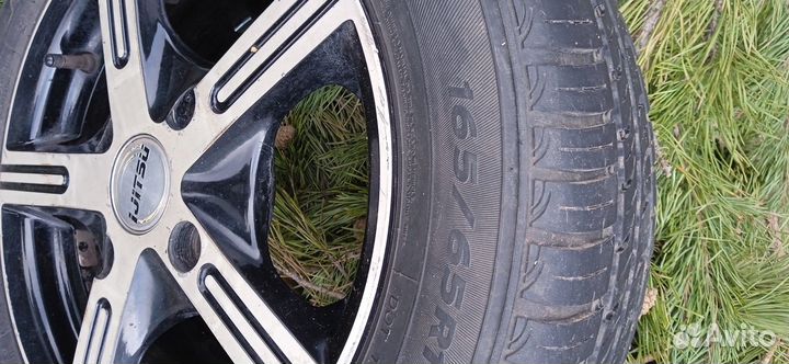 Hankook Optimo K715 165/65 R13 77H