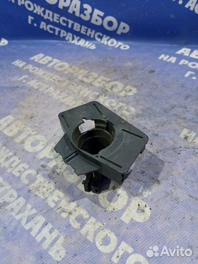 Крепление подрулевых переключателей УАЗ 452 фургон