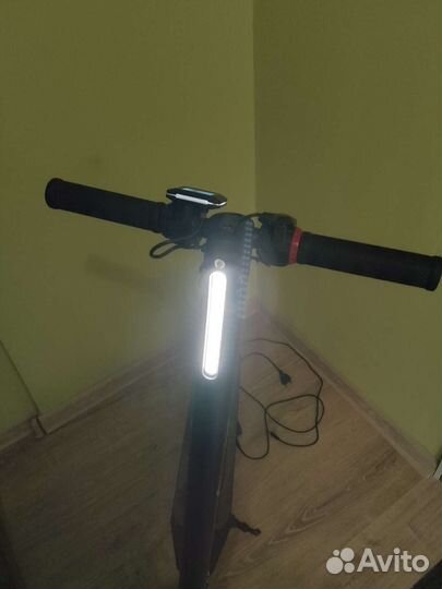 Электросамокат iconbit