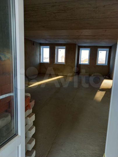 Таунхаус 180 м² на участке 3 сот.