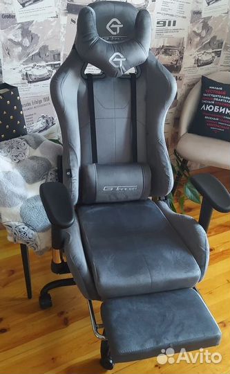 Компьютерное игровое кресло геймерское с массажем