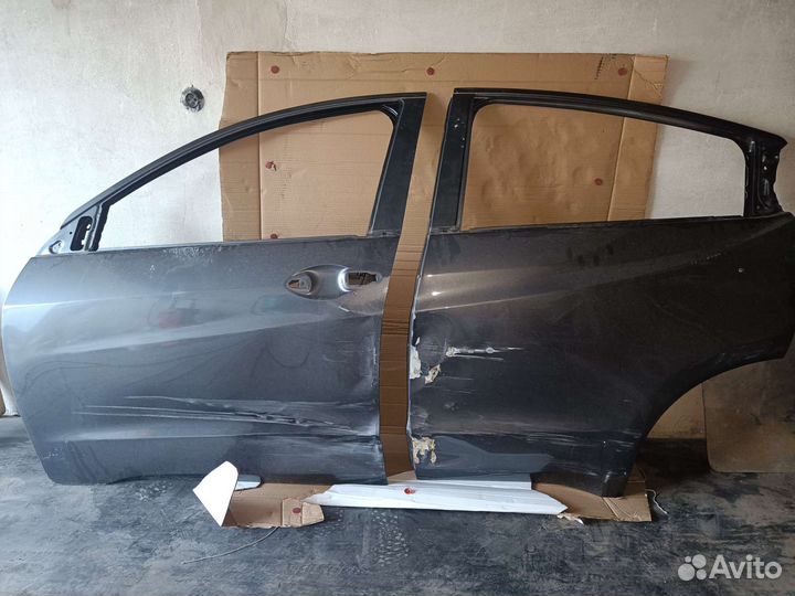 Двери Хонда везел (HRV) под восстановление