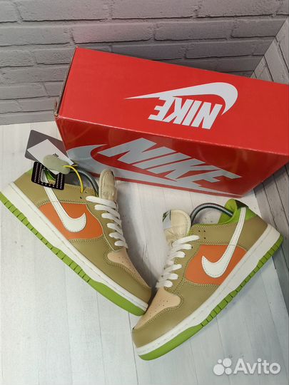 Кроссовки nike dunk low