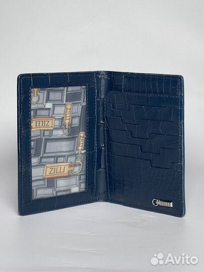 Обложка на паспорт Zilli синяя, кожа крокодила