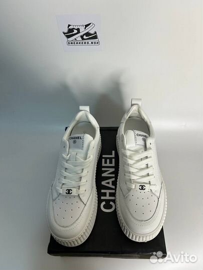 Женские кроссовки chanel