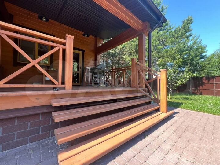 Дом 209,7 м² на участке 25 сот.