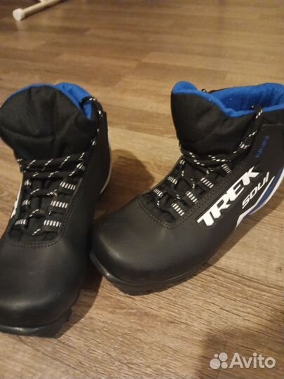 Лыжи беговые activ classic 150 см и лыжные ботинки