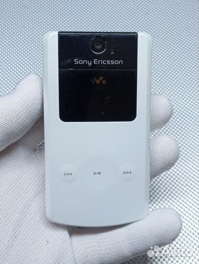 Sony Ericsson W508