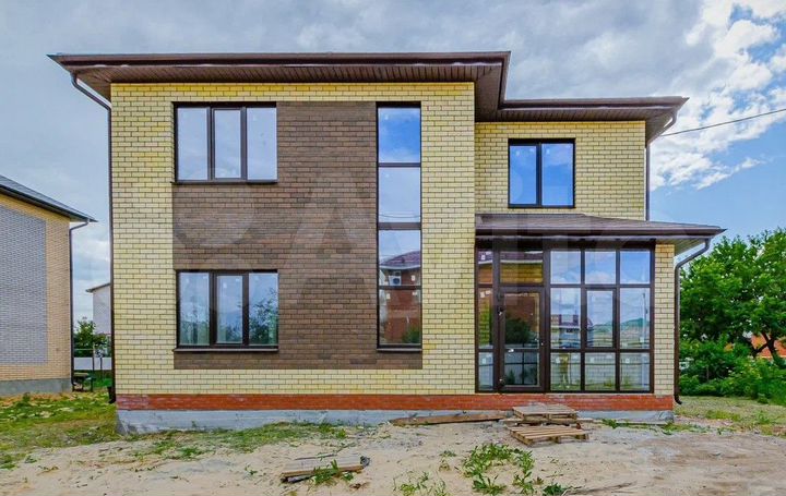 Коттедж 144 м² на участке 5 сот.