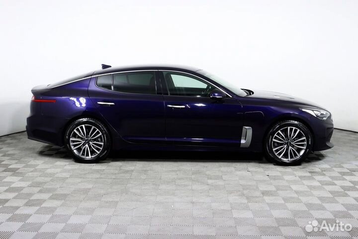 Kia Stinger 2.0 AT, 2019, 71 000 км