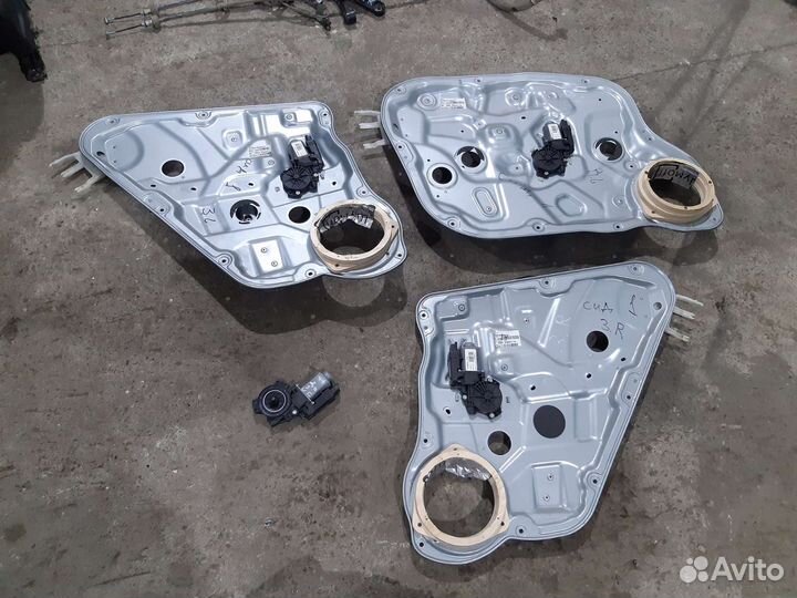 Kia Ceed ED стеклоподъёмник задний