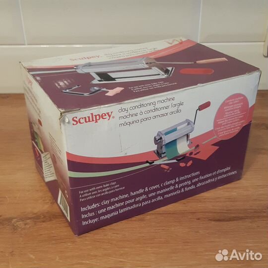 Машина для раскатывания полимерной глины