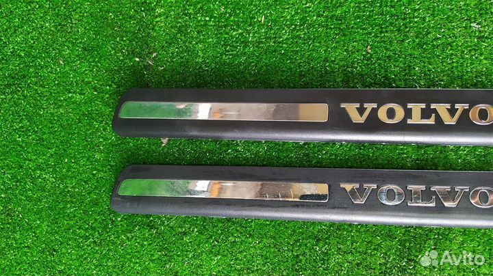 Накладки на порог салона Комплектом Volvo Xc70