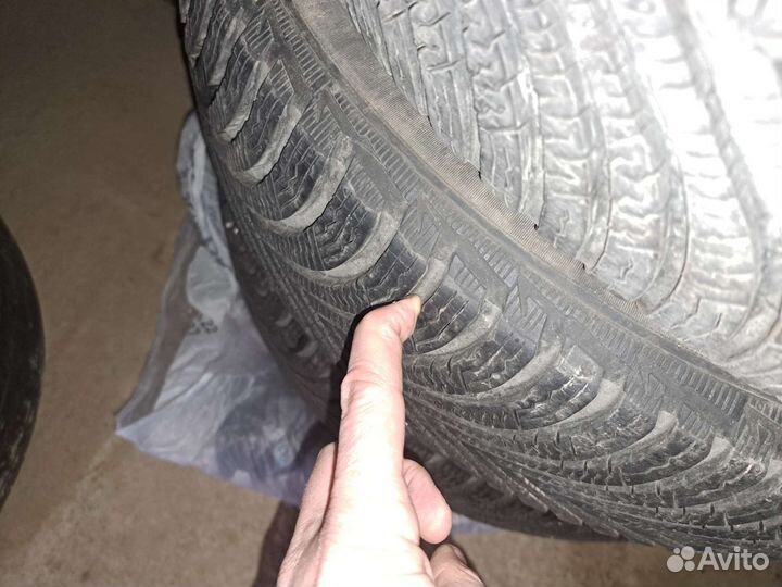 Michelin Alpin 5 215/65 R16