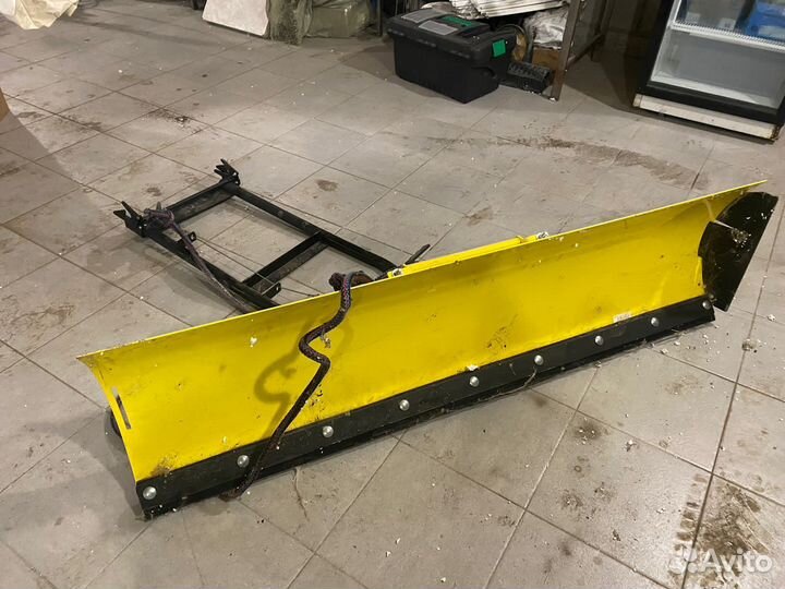 Продам отвал на квадроцикл