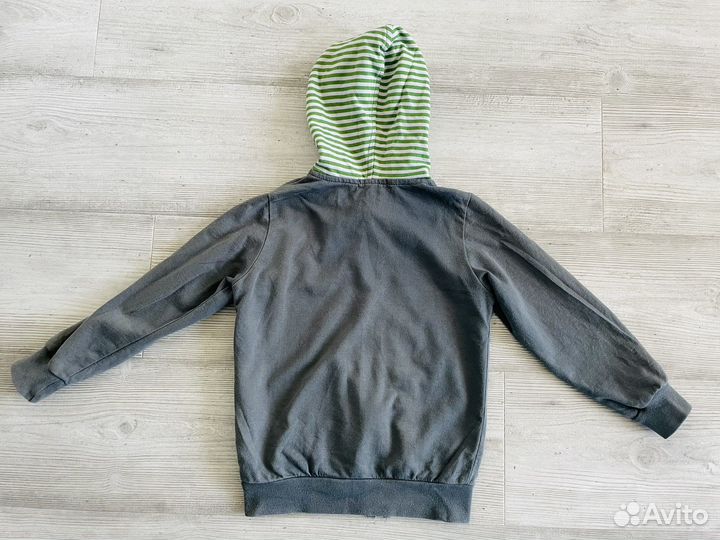 Кофточка на замке на мальчика размер 104 4 года