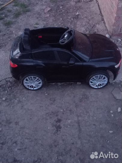 Детский электромобиль бу