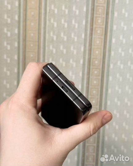 Samsung Galaxy Z Fold5, 12/256 ГБ