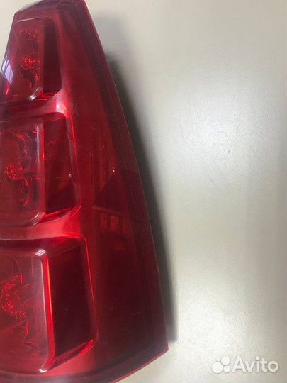 Фонарь задний правый дополнительный рест