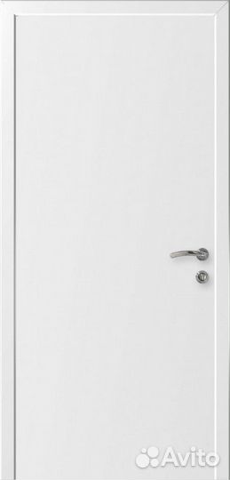 Дверь в пластиковом покрытии