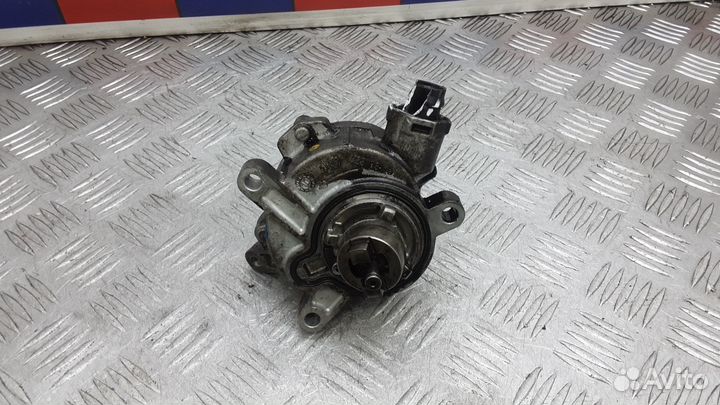 Насос вакуумный volvo XC60 2010-2014