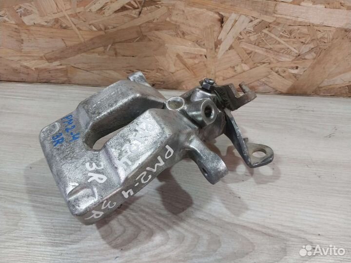 Суппорт правый Renault Megan 2 не работает ручник