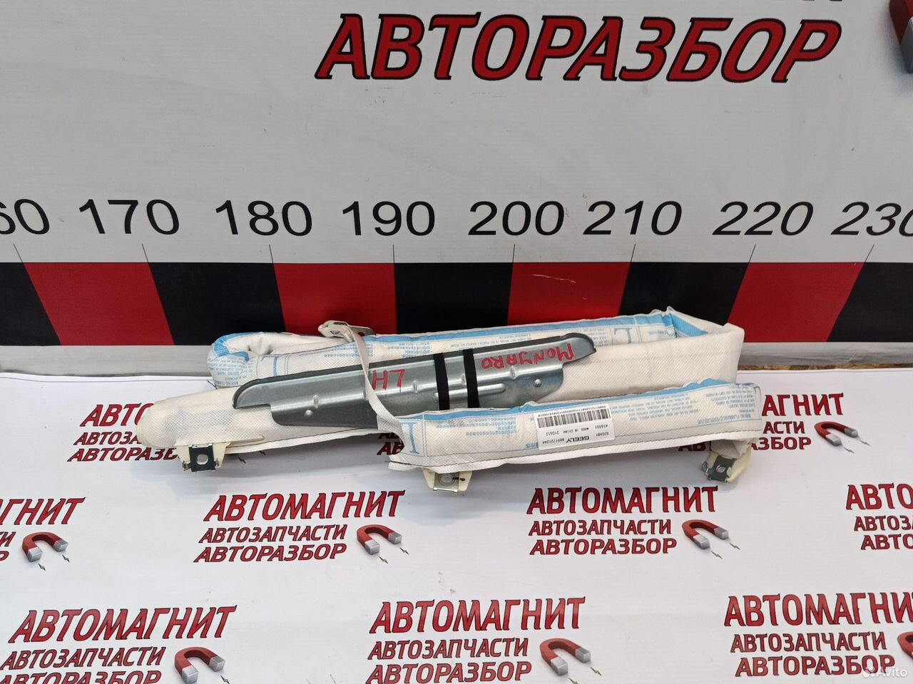 Шторка безопасности левая Джили Монжаро