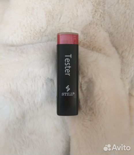 Помада still