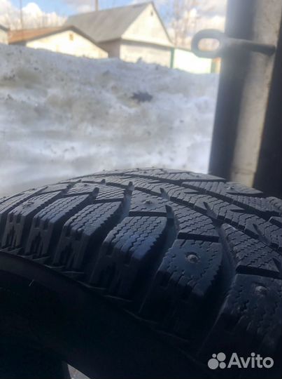 Bridgestone Ice Cruiser 7000S 185/65 R15 88