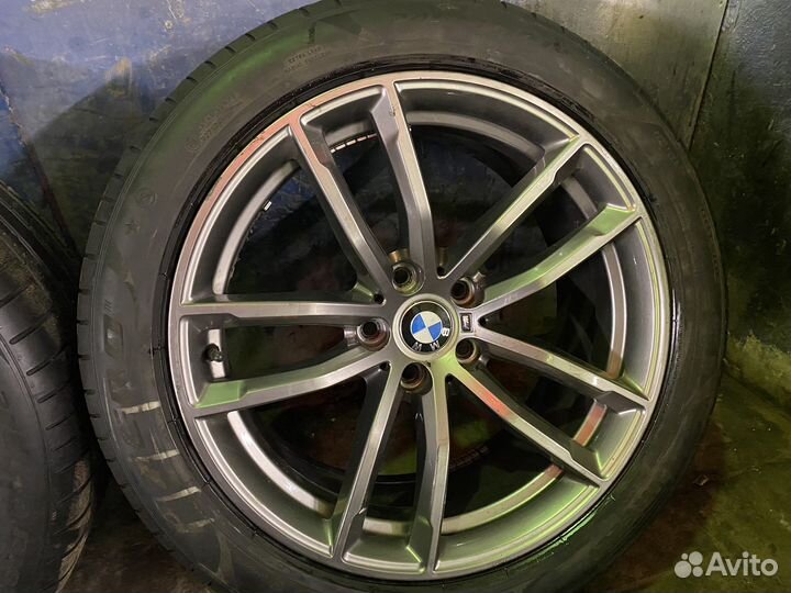 Колеса BMW оригинальные R 18 в сборе от G30