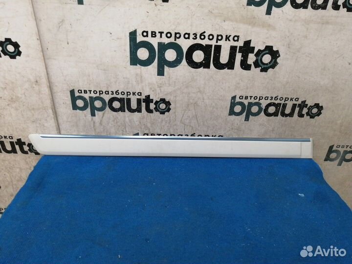 Молдинг на дверь задний правый 8658937 Volvo S80